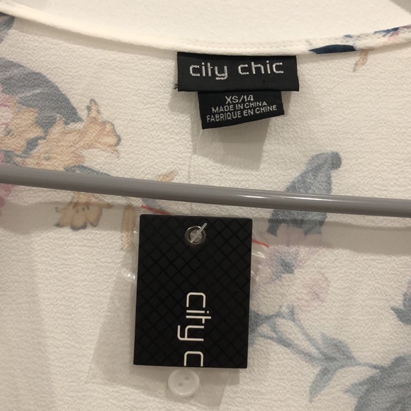 City Chic NWT Summer Flirt Top in Ivory - sold out online! 🌸 - Picture 4 of 7